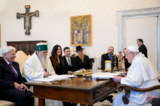 1-A los miembros de la delegaci&oacute;n de Albania guiada por Su Gracia Dede Edmond Brahimaj 