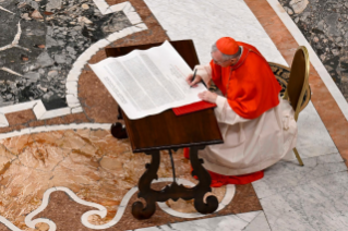 1-Closing of the Coffin of the Roman Pontiff Francis